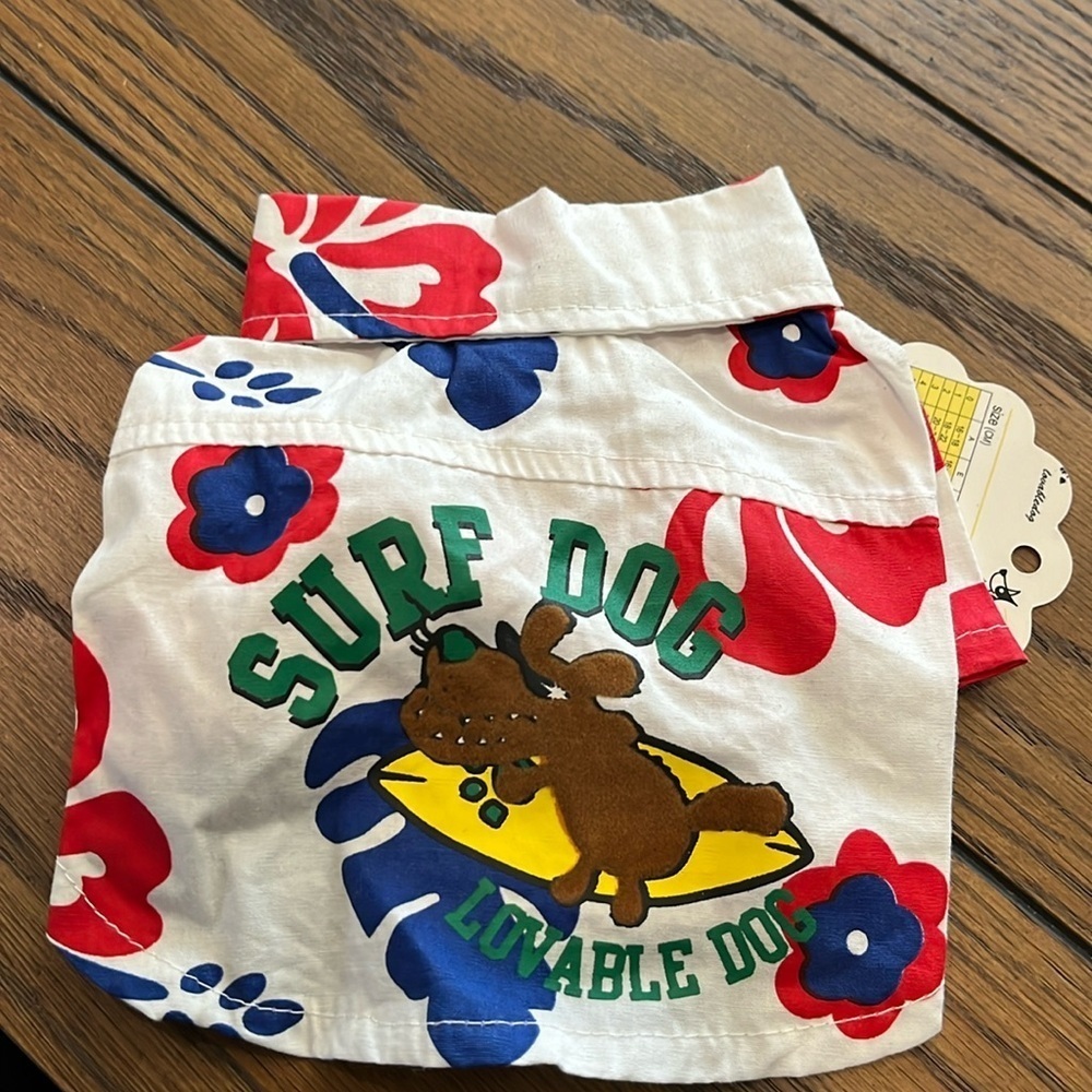 Doggy surf shirt 💙🐕
